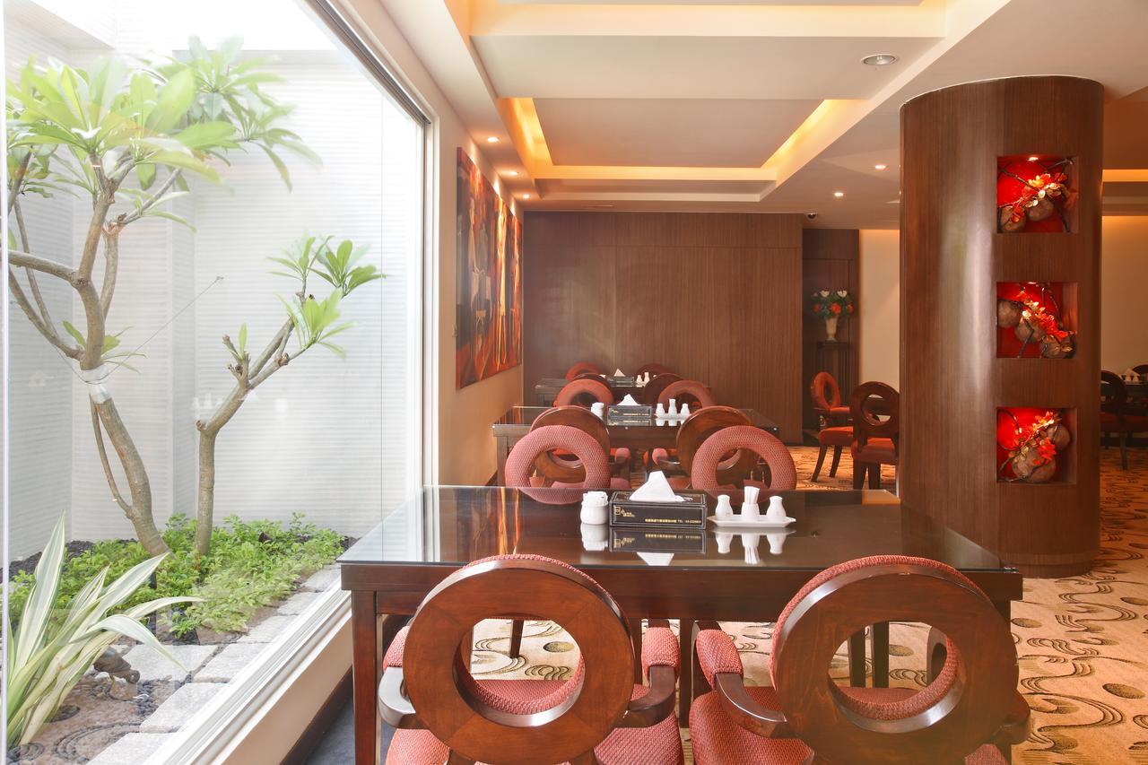 Young Motel - Taoyuan Luzhu Exterior photo